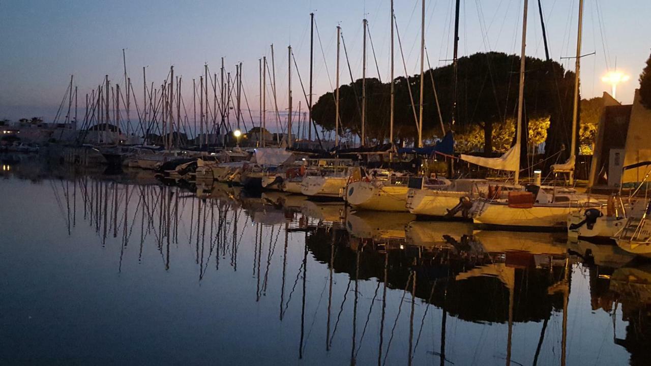 Hebergement Insolite Studio Grau Du Roi Mas Des Marines Piscine Le Grau-du-Roi Eksteriør bilde